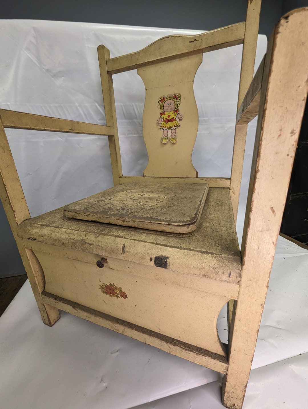 Vintage Wooden Child Toddler Potty Chair Seat With Pink Basin Cabbage