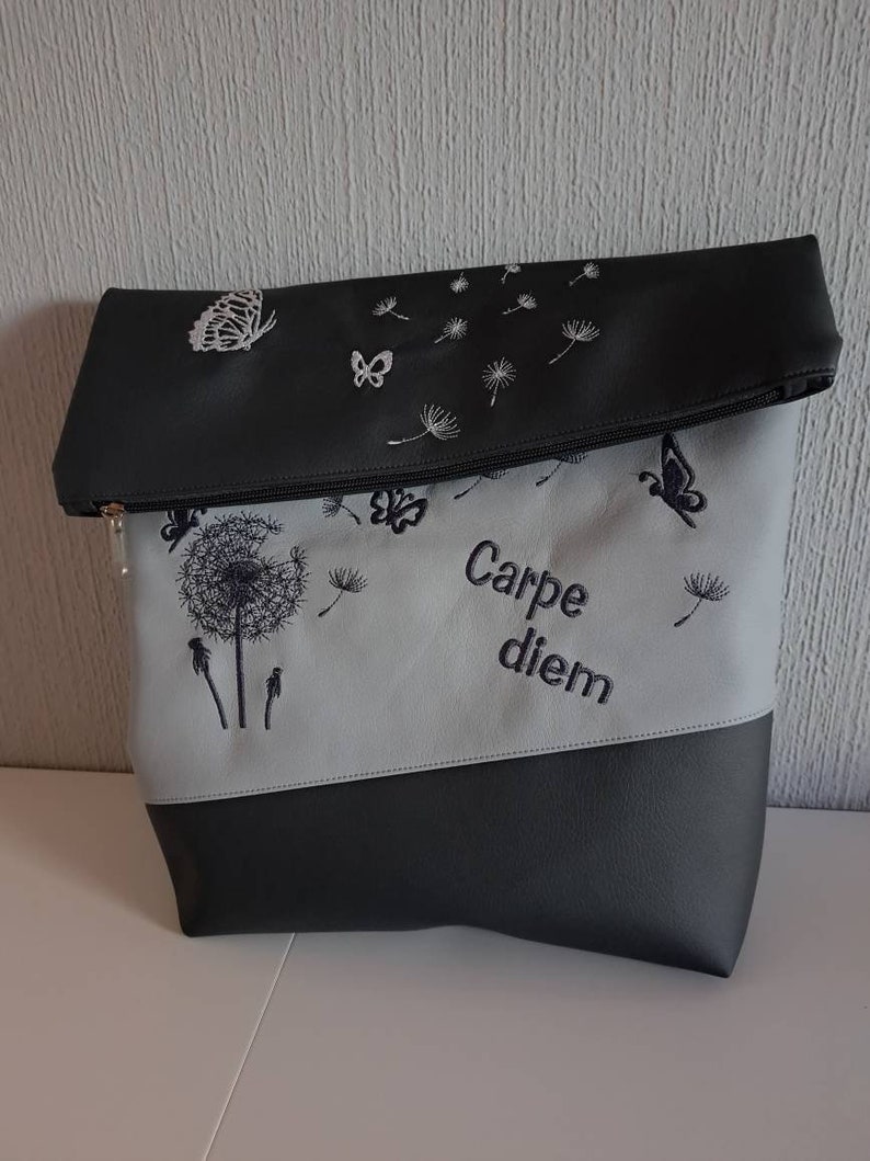 Handmade Foldover, Umhängetasche, Crossover Handtasche bestickt Pusteblume in 3 Größen, Wunschfarben Bild 8