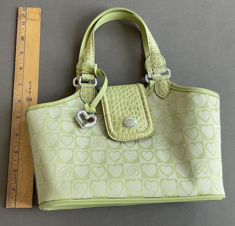 NIB Brighton Rare Vintage Lime Green 90's Small Shoulder/ Hand Bag With Charm afbeelding 7