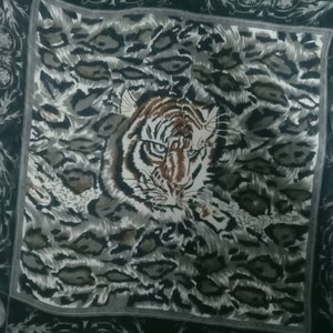 Hermes Paris scarf tiger design image 1