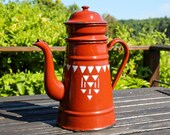 Vintage brown patterned enamel coffee pot, 1930s French rustic red enamelware cafetière