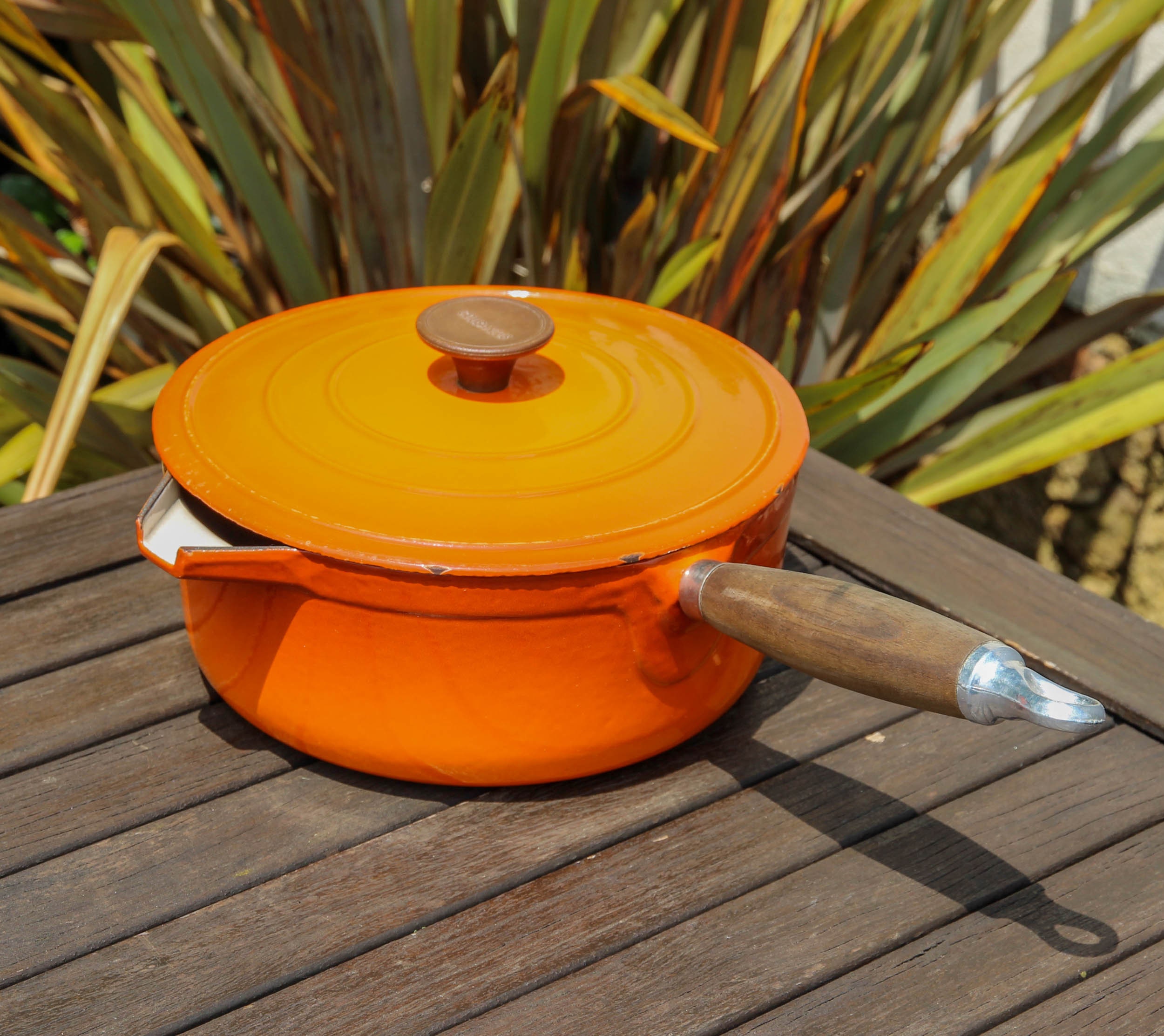 VTG Le Creuset Cast Iron #23 Flame Orange Lidded Sauce Pan Double Spout