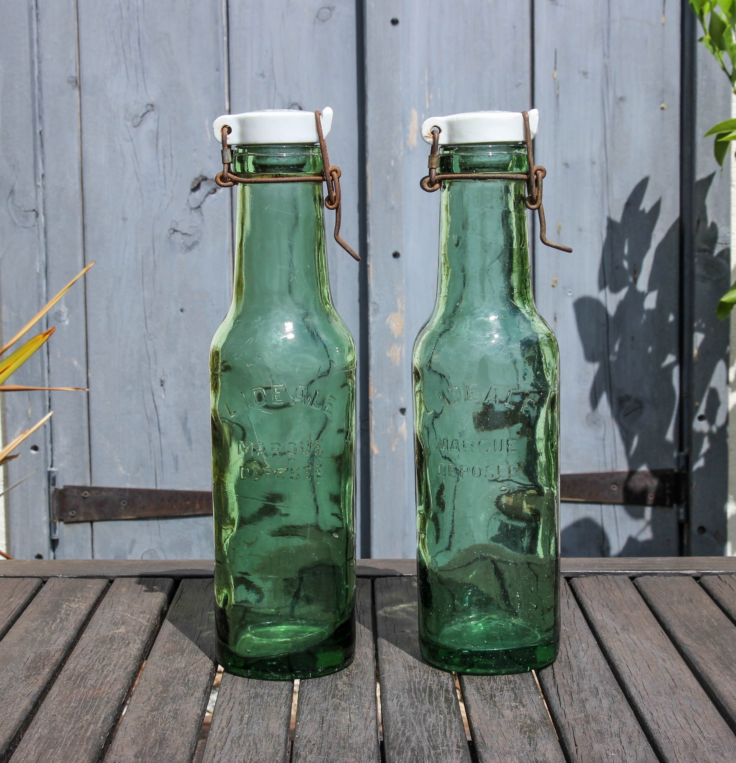 Lot De 2 bouteilles Vintage