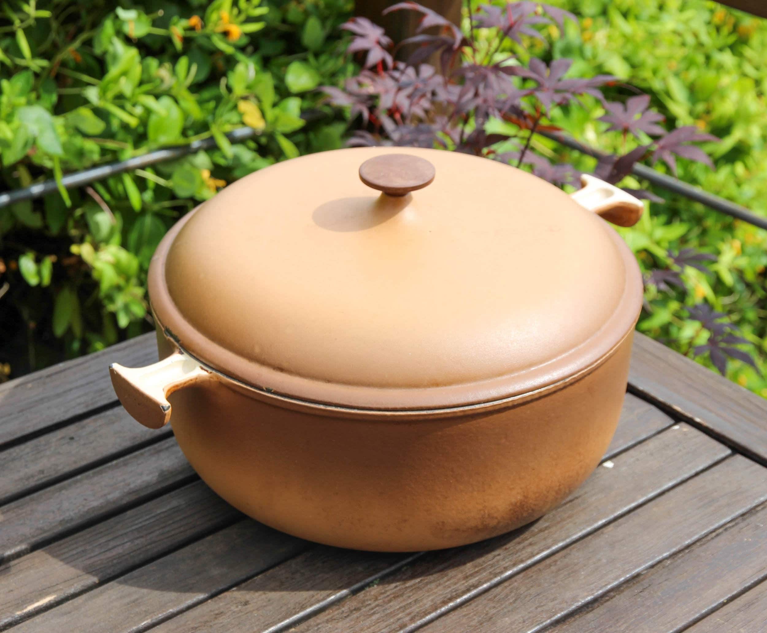 vintage français le creuset enzo mari la mama taille 29 cocotte en fonte avec couvercle/grand faitout marron le creuset des années 1970