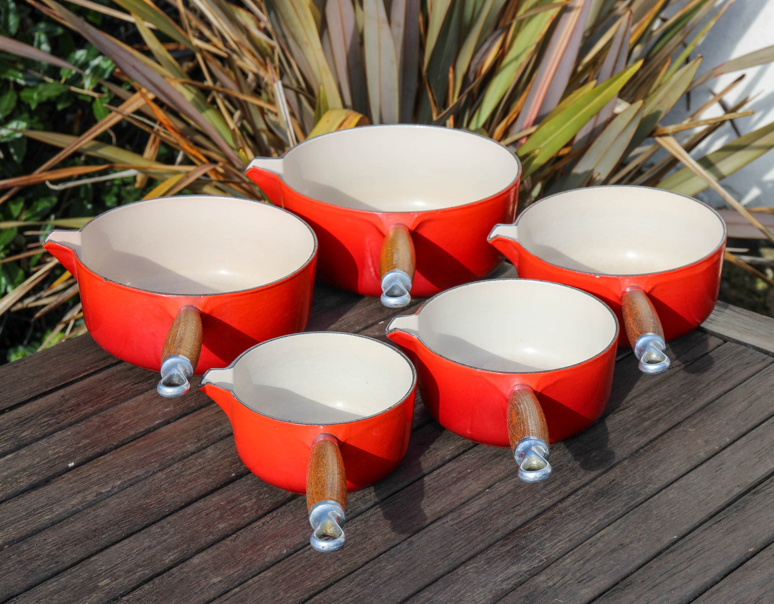 Set of Vintage Le Creuset French Red Cast Iron Cookware / 1970s Le Creuset  Size 14, 16, 18, 20 and 22 Saucepans 