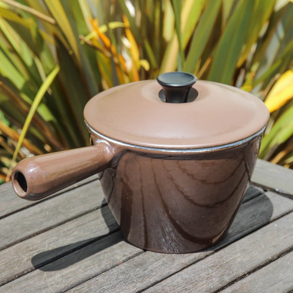 Vintage French LE CREUSET brown fondue pot and lid / enameled cast iron brown saucepan