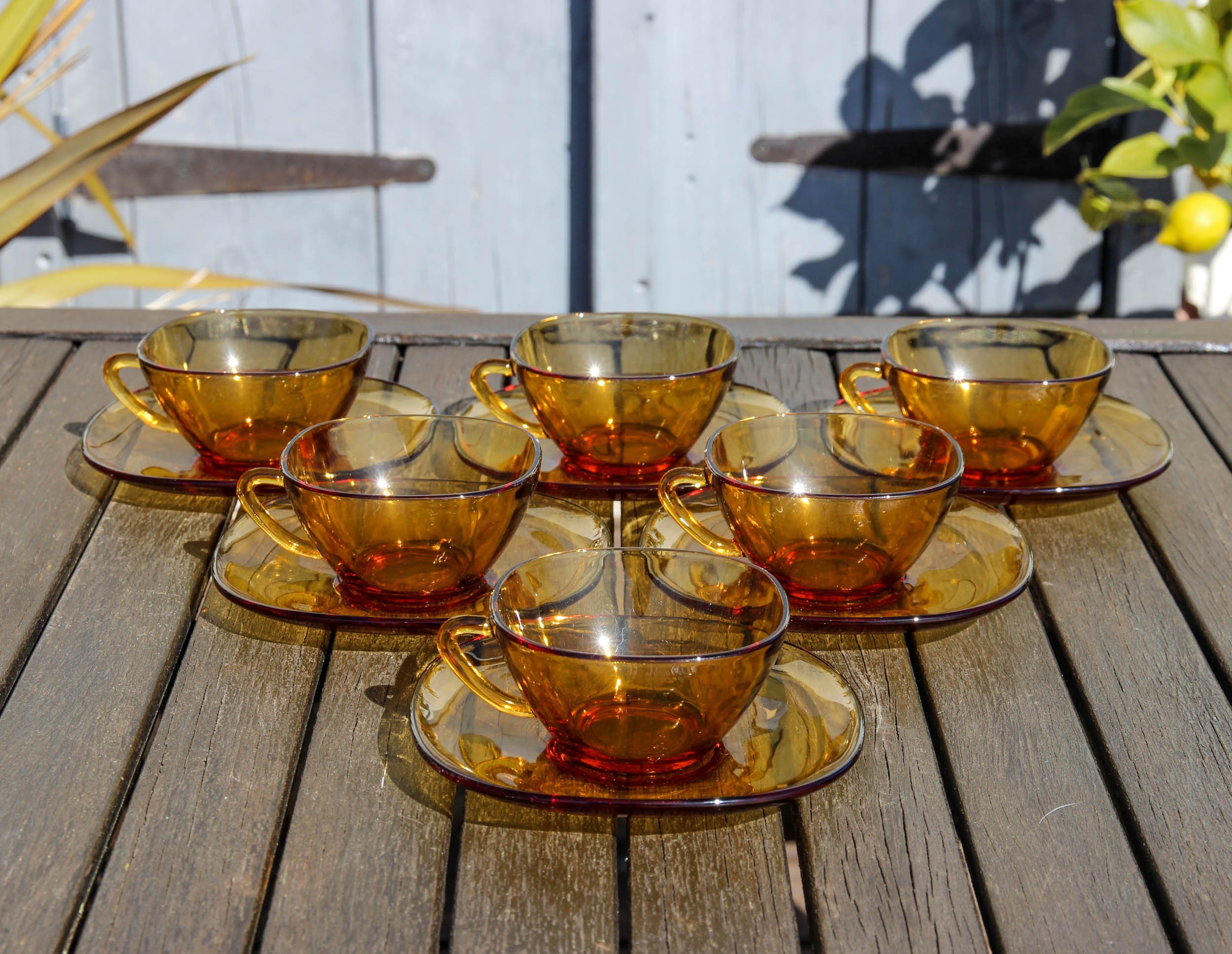 Coffret de 6 Tasses et Soucoupes en Verre Fumé Vereco Vintage/Ensemble Thé Café Rétro Des Années 197