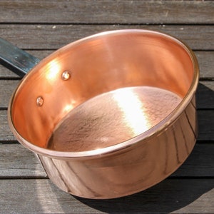 Vintage French PIERRE VERGNES DURFORT long handled copper pan / 1970s French unlined copper fireside pan image 7