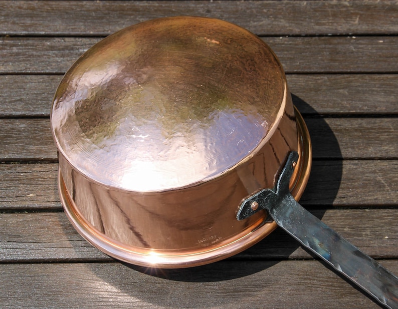 Vintage French PIERRE VERGNES DURFORT long handled copper pan / 1970s French unlined copper fireside pan image 9