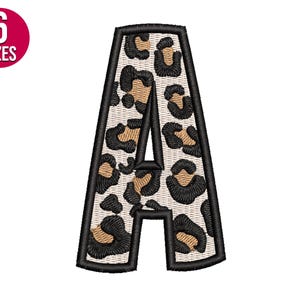 Diseño de bordado de la letra A del alfabeto con estampado de leopardo, fuente, patrón de bordado a máquina, descarga instantánea