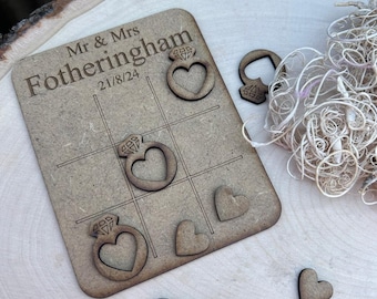 Personalisierte Tischdekoration, einzigartiges Hochzeitsgastgeschenk, einzigartiges Hochzeits-Gastgeschenk, Ring und Herz-Stil Spiel Tic Tac Toe Spiel Spaß