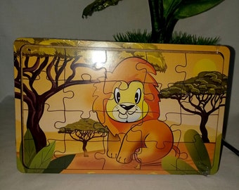 Rompecabezas de madera "León". Un rompecabezas educativo para niños pequeños. Ucrania. Un regalo ecológico para niños + un regalo de Ucrania.