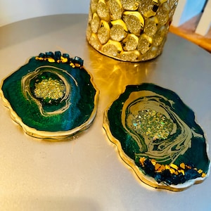 Emerald Resin Coasters, Drink Coaster, Geode Agate Coaster, Functional Art, Irregular Coasters, Birthday Gift, Gifts for Him, Gifts for Her,