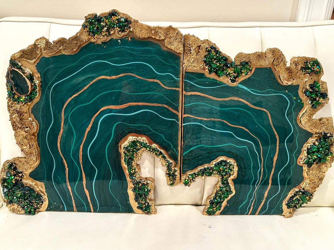 Emerald Green Geode Resin Painting Organic Shape Malachite Crystal ...