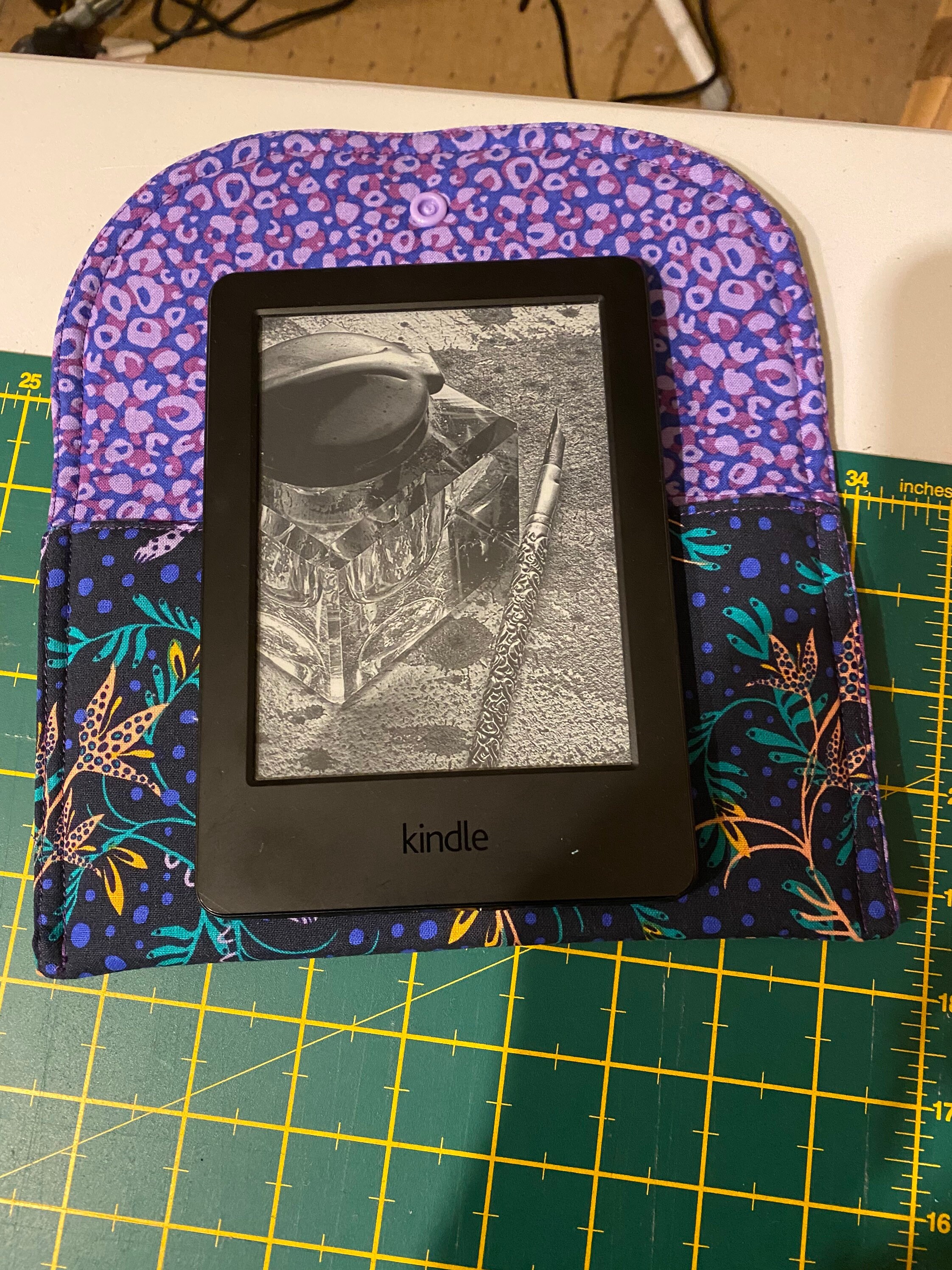 Kindle case for Kindles measuring 6.5 x 4.5. Etsy