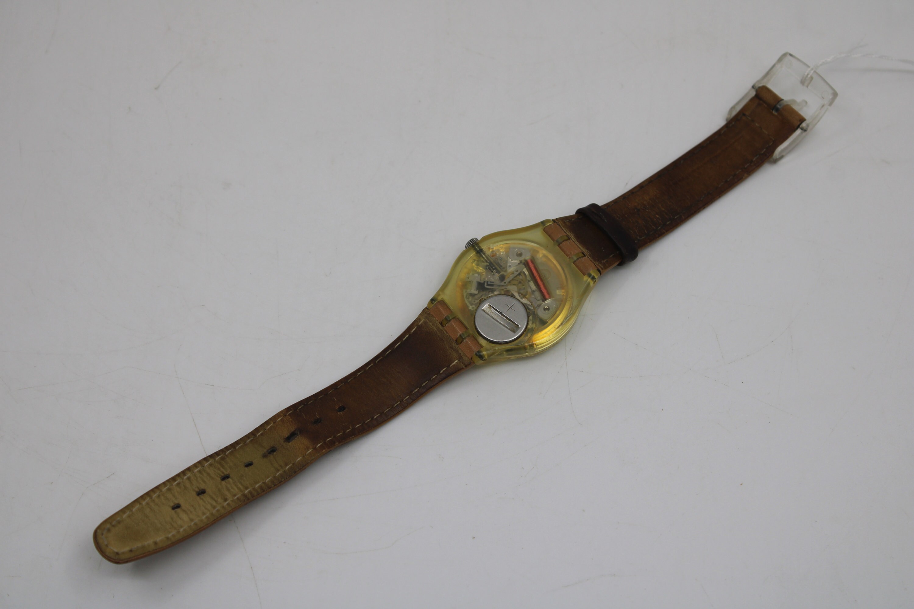 Swatch Watch - GE700 - CROISSANT CHAUD Classic Swatch GE700  main image 2