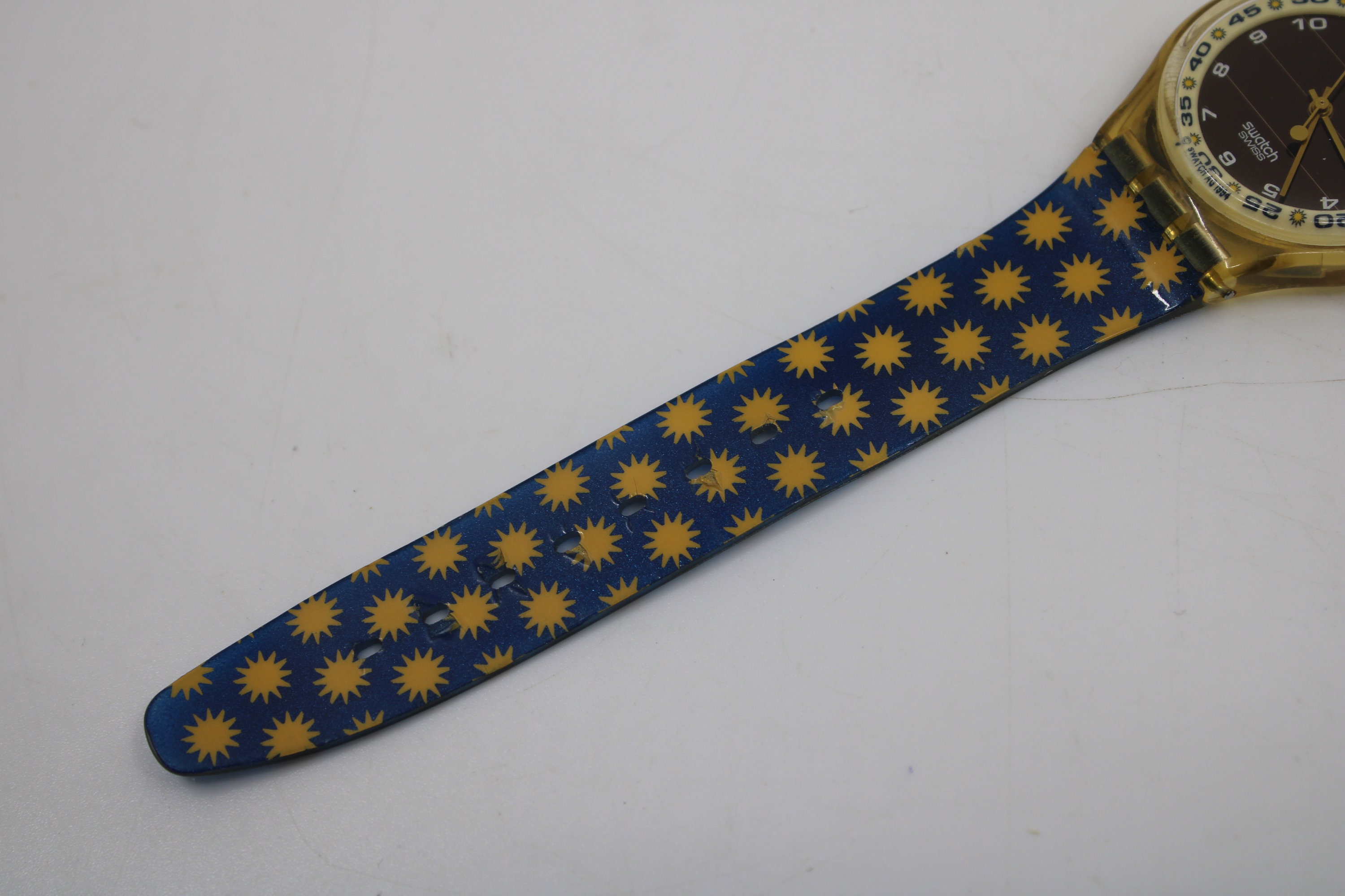 1995, Vintage Gents Solar Swatch, 'lots of Sun', SRJ100