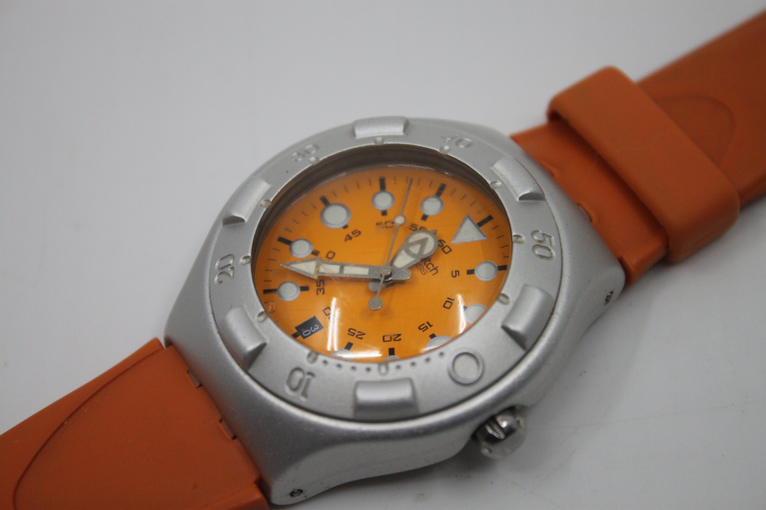 1998 Vintage Swatch Irony Scuba 200 'toutatis' YDS4002, in Good