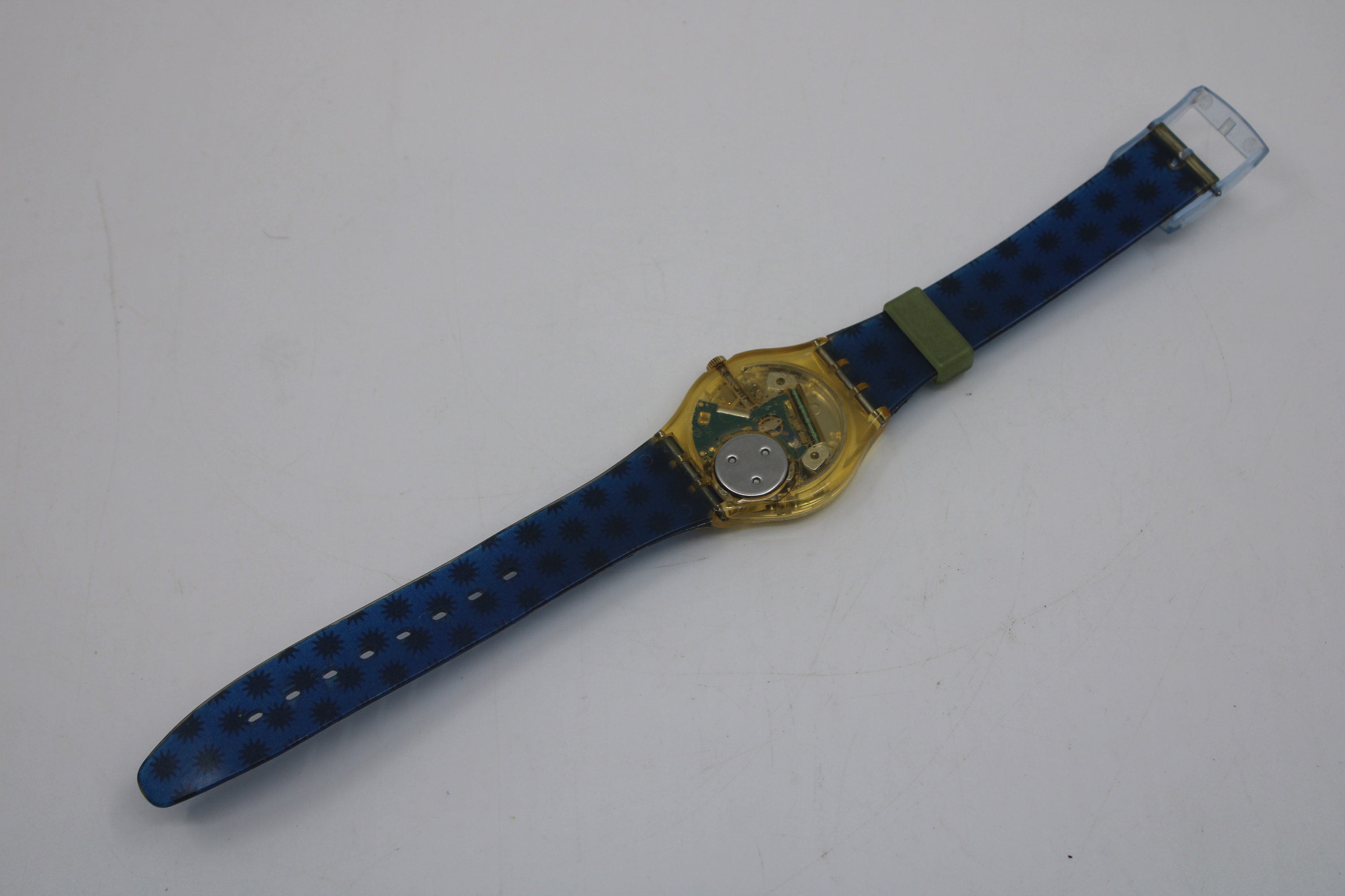 【破格値下げ】 1995, Vintage Gents Solar Swatch, 'lots of Sun', SRJ100 SOLAR