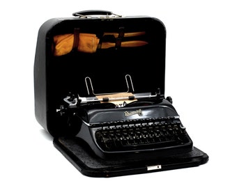 Rheinmetall Supermetall - 1950's Germany - Black portable typewriter with original case