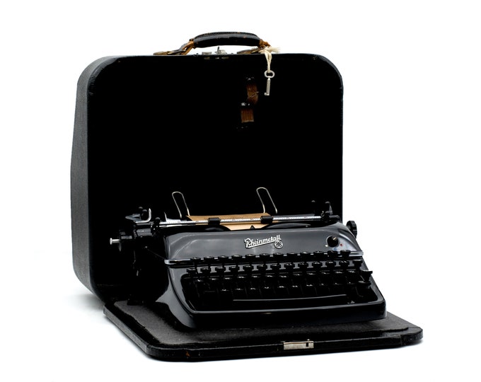 Rheinmetall Supermetall - 1950's Germany - Black portable typewriter with original case