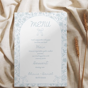 Elegante plantilla de menú de boda con arco floral azul • Menú imprimible para cena de boda • Diseño de lazo editable • Descarga instantánea • Menú de boda con lazo