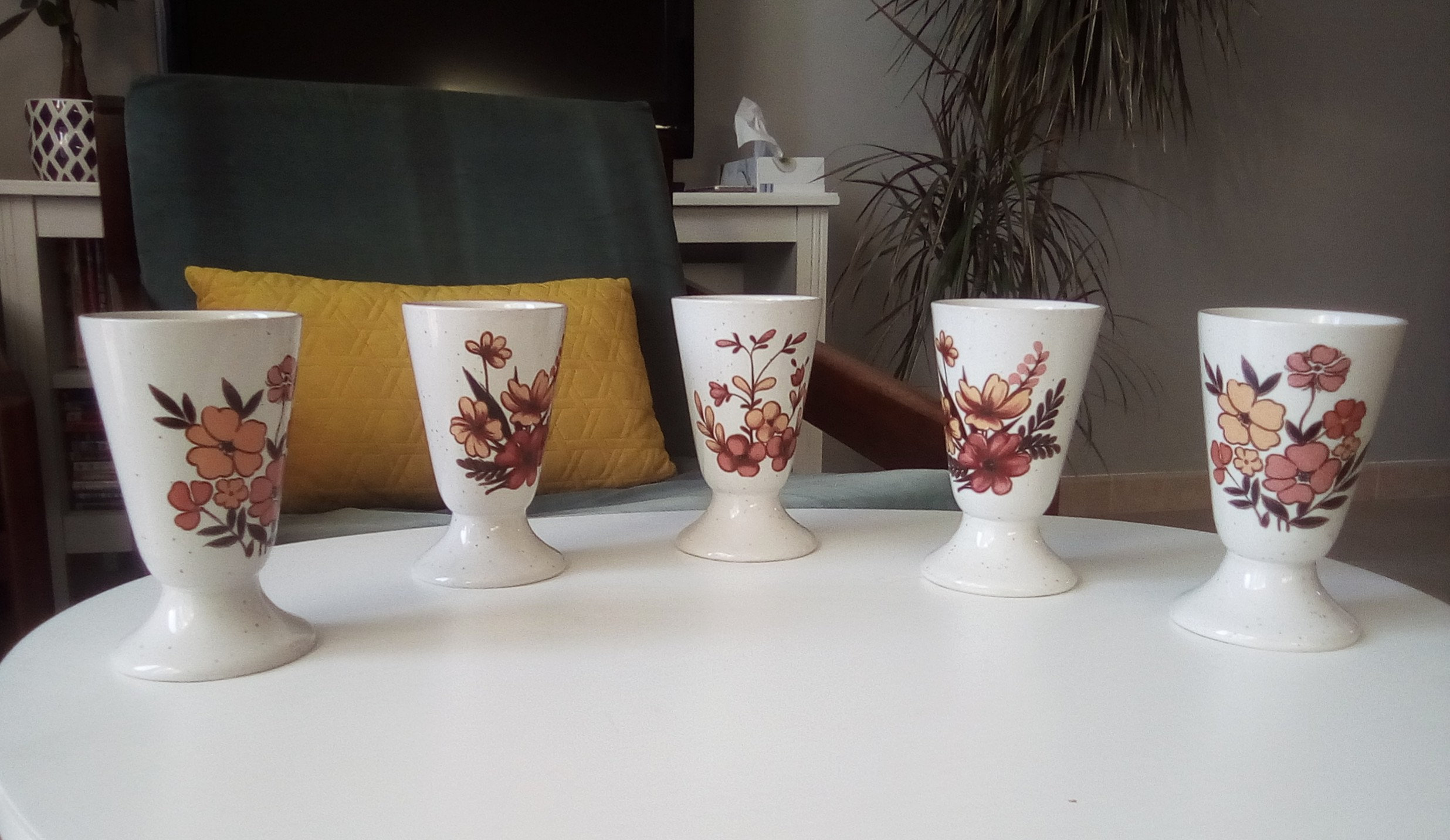 Verre sur Pied en Grès Vintage Années 80