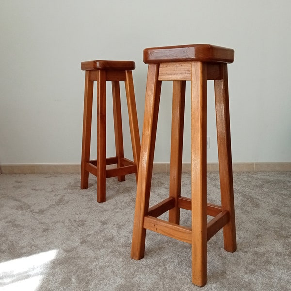 1/2 Tabouret haut tabouret de bar vintage en chêne massif années 70