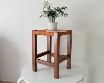 Antique solid oak stool with a straw seat, Chalet Montagne style, Charlotte Perriand, rustic mountain stool, solid oak