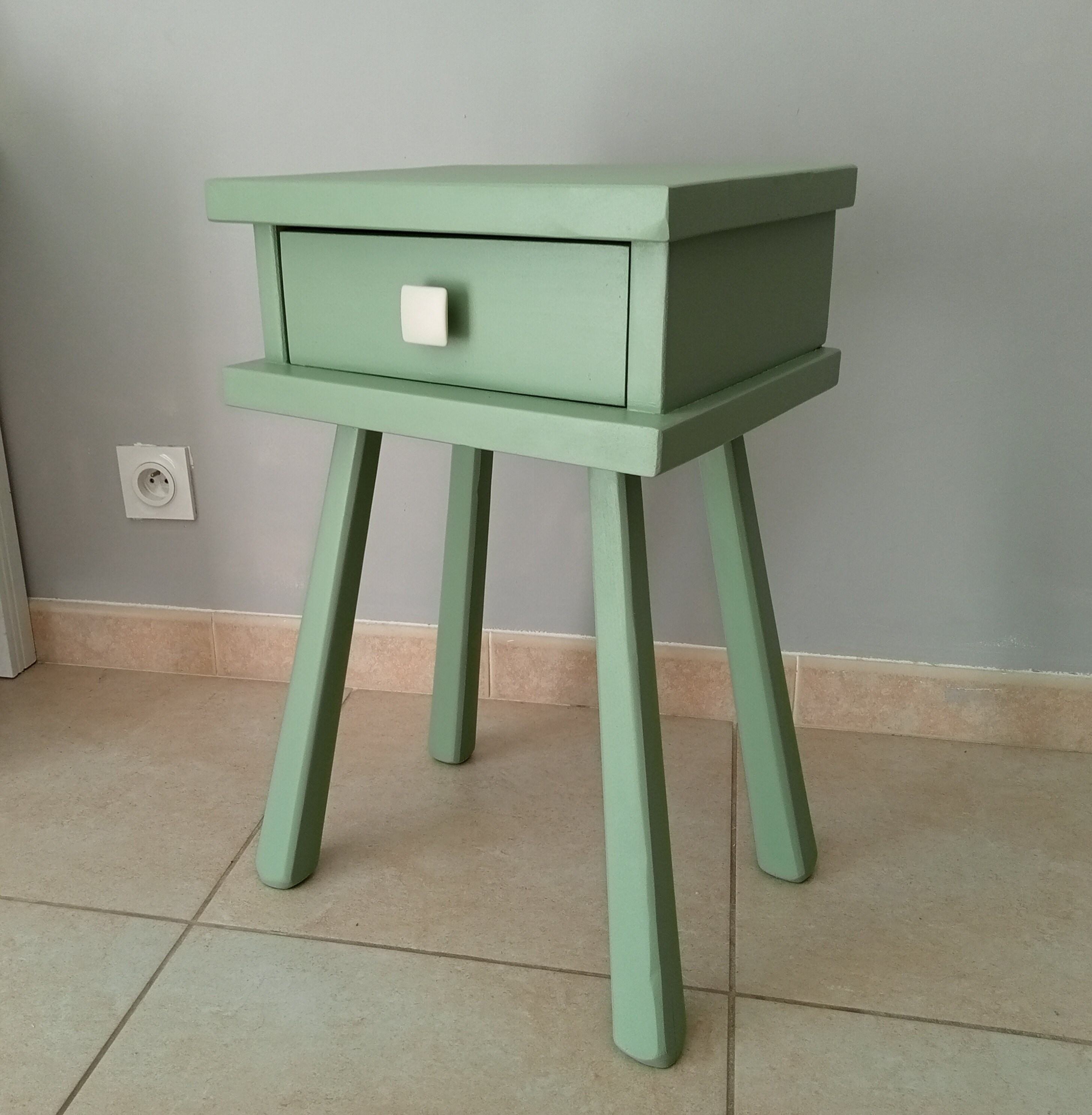 table D'appoint, table