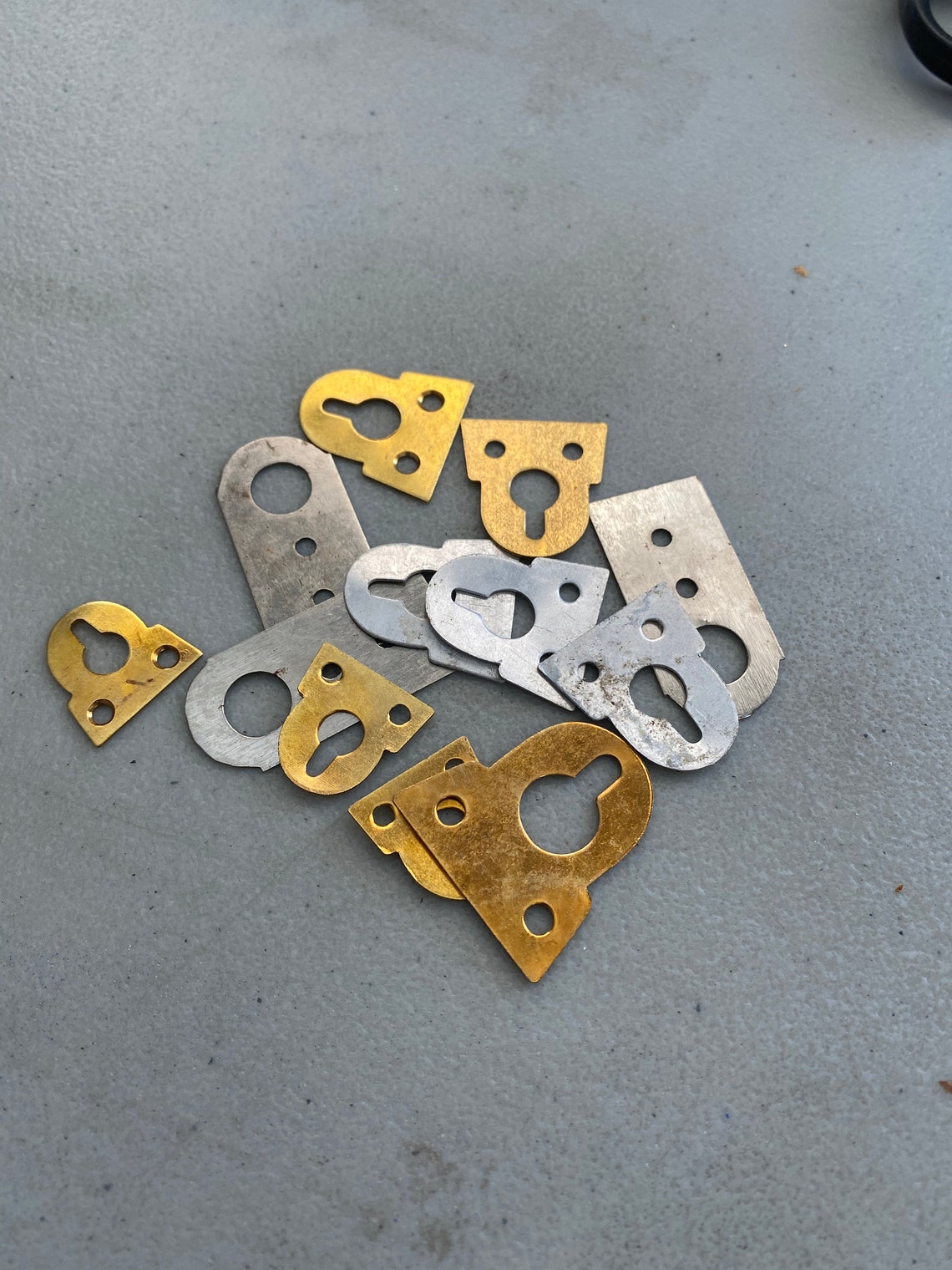 12 PIECE WALL clock hangers Etsy.de