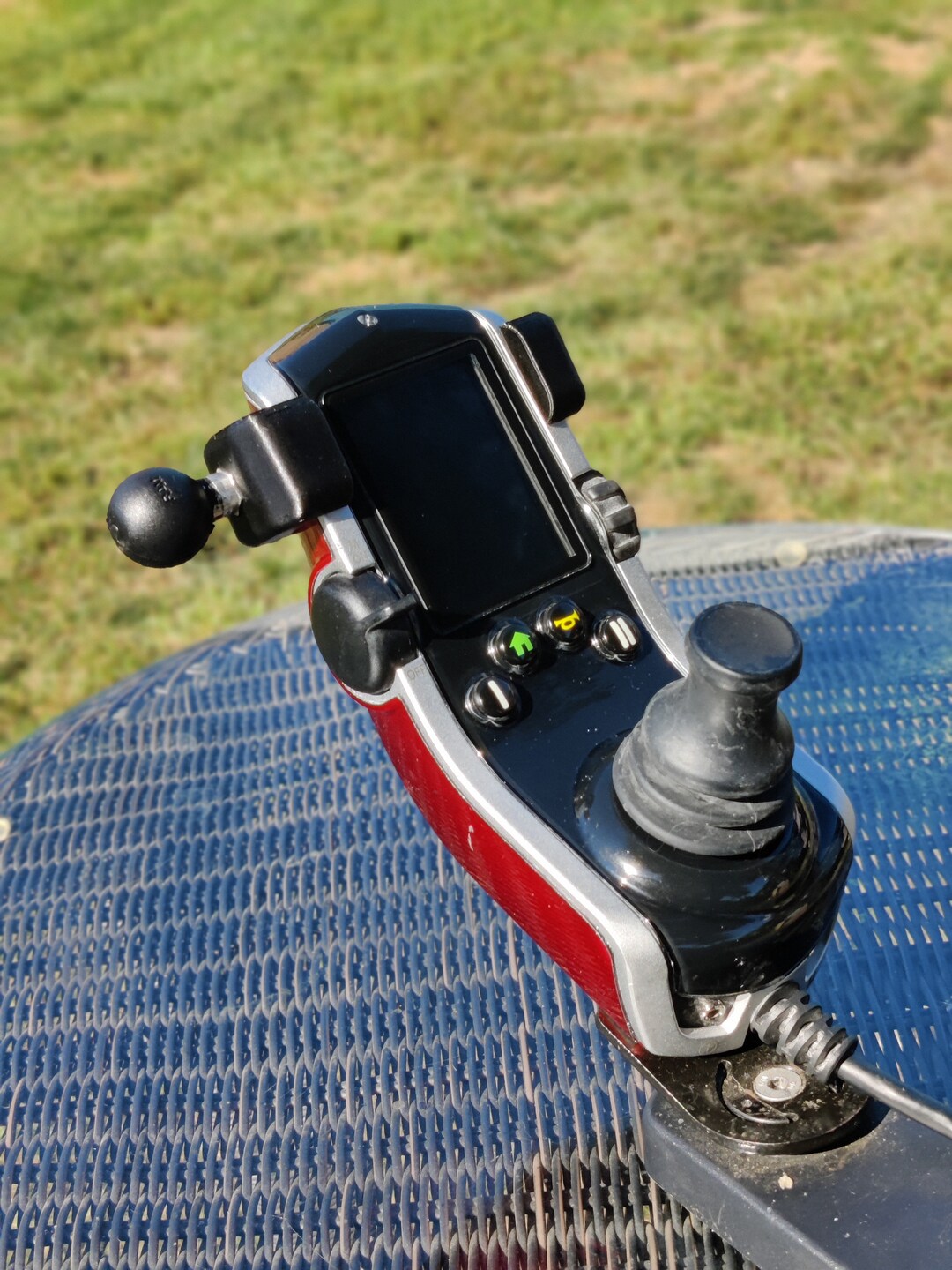 Quantum Qlogic Electric Wheelchair Powerchair Phone Mount Holder 1