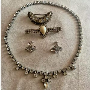 Vintage diamante paste, Edwardian style necklace, brooches and earrings set Genuine vintage wedding bride prom set bridal bridesmaid silver
