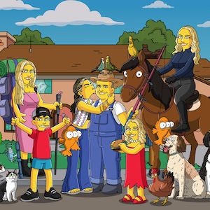 Op de afbeelding: Een familieportret in de stijl van The Simpsons. De groep bestaat uit een vrouw op een paard, een jongen met een vis en een man in een overall. Huisdieren zijn onder meer een hond, kat, cavia en kip. De achtergrond toont een huis en bomen.