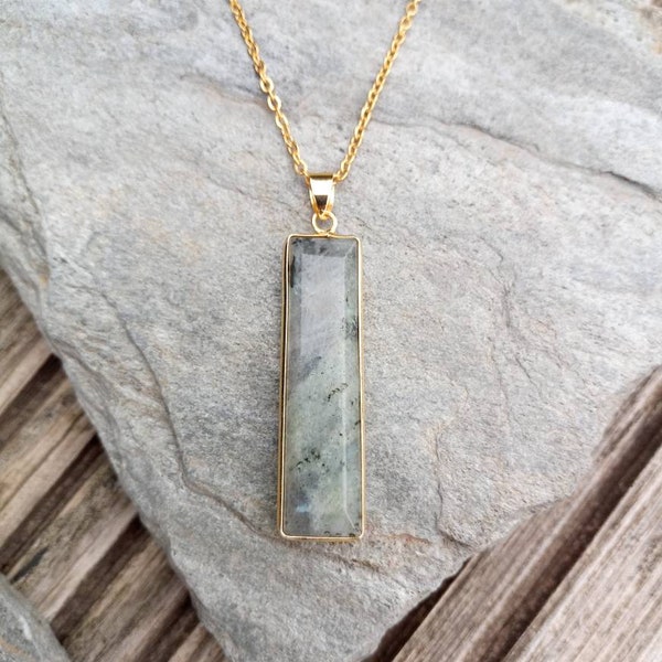 Collier sautoir acier inoxydable et labradorite