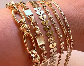 ブレスレット 18K Gold Box Chain Bracelet with Gold Ball / Sphere Charm 18K Gold Box Chain Bracelet with Gold Ball / Sphere Charm
