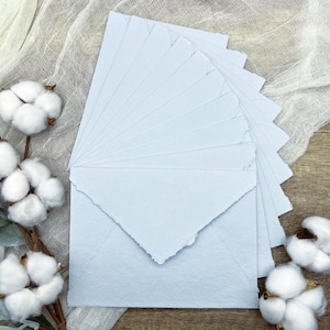 10 buste in cotone con bordo frastagliato fatte a mano, colore azzurro, / carta di cotone / cancelleria con bordo strappato per inviti, annunci, matrimoni, RSVP