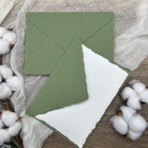 Juego de papelería verde salvia del desierto, 20 piezas: papel y sobres de algodón hechos a mano, borde deshilachado, caligrafía, tarjetas de agradecimiento, RSVP, escritura de cartas