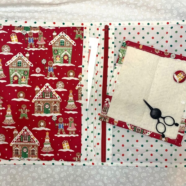 Quilted Project Folder, Thread Bed, Needle Minder, Vinyl Zipper Pocket Cross Stitch 13.5x9.5 Project Bag VIDEO Gingerbread Christmas Winter