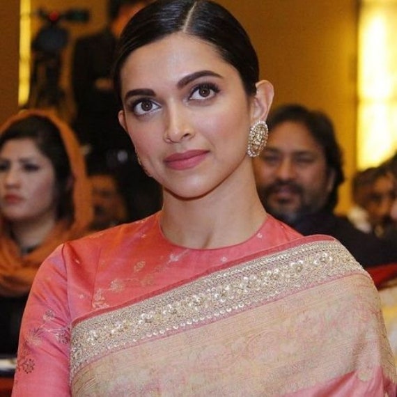 Simple saree designer blouse outlet