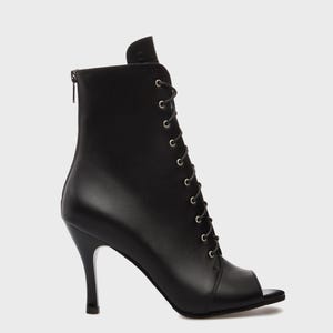 Bottines à Talons Hauts Noires Avec Lacets - Marque QUPID - Pointure 7.5 US - Occasion Portée Une Fois