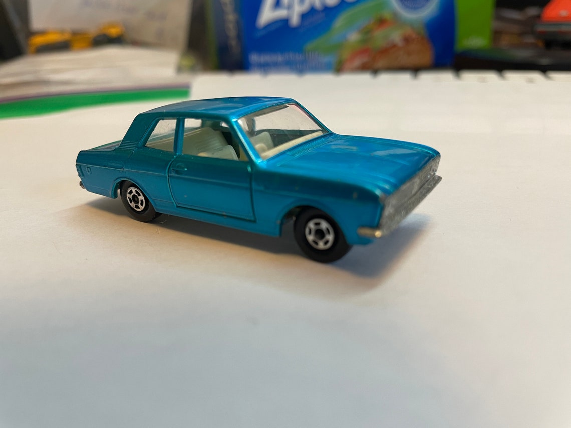 matchbox no 25 ford cortina