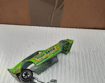 HotWheels ARMY FUNNY CAR ホットウィール　ヴィンテージ Ultra Rare 1975 Hot Wheels Redline Light Green Vega Bomb