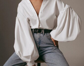 Vintage Blue White silk blouse JAEGER designer top blouse Butterfly print top 80/'s classik blouse Party look top Office Formal blouse