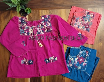 Hand Embroidered Women Lightweight Cotton Cardigan Jacket /  Saco ligero en manta bordado a Mano Artesanal