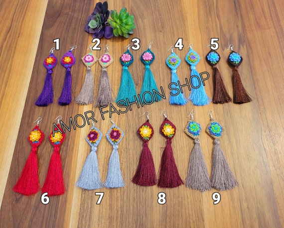 Colorful Long Tassel Rococo Embroidered Handcraft Earrings / Aretes Largos Bordado Rococo Artesanal