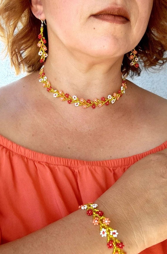 Lovely Florecitas Chaquira Choker 3 Piece SET Collar Necklace Bracelet and Earrings Gargantilla Florecitas Huichol Chaquira