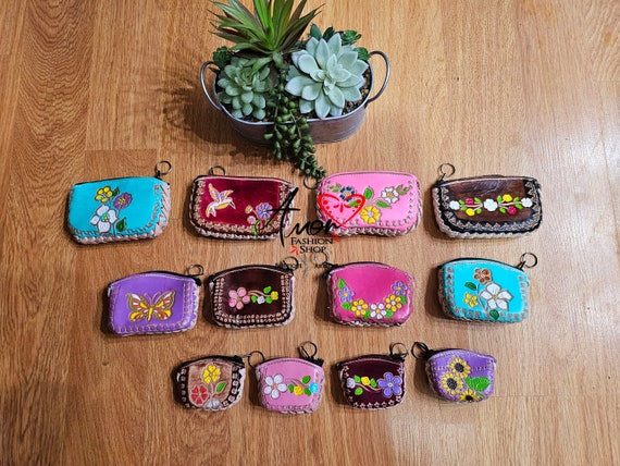 Small Mexican Leather Coin Pouch Key Chain / Monederos de Piel Grabada con Llavero