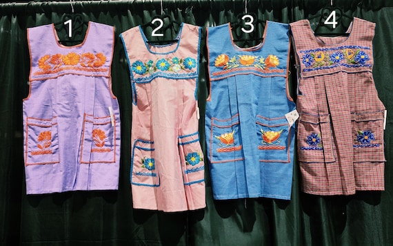 Mexican Aprons Flower and Sunflower Embroidered  - Mandiles, Delantales bordados Flores y Girasol Artesanal y Tejidos