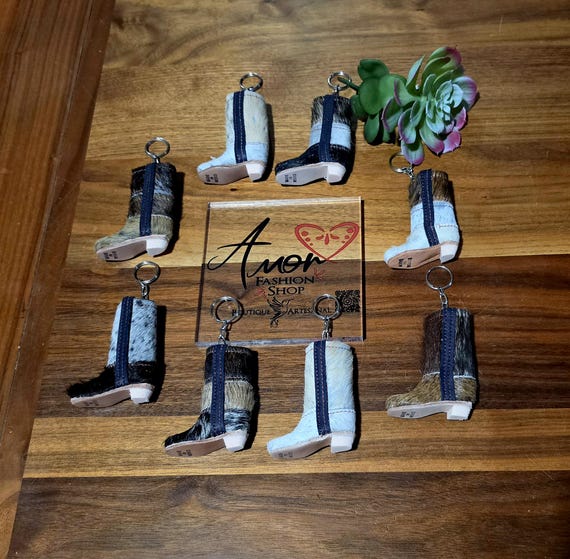 Cowhide Boot Keychains - Llaveros Botas Vaqueras con Pelo
